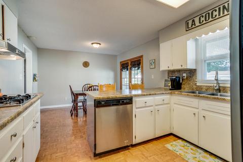813 9th Street Erwin Tn 37650, Erwin, TN 37650 photo 12