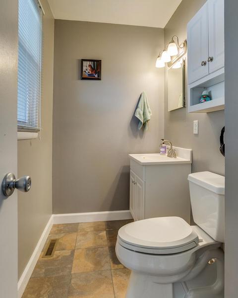813 9th Street Erwin Tn 37650, Erwin, TN 37650 photo 17