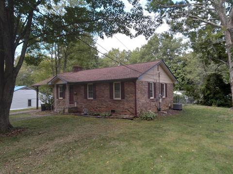 805 Chestnut Avenue Erwin Tn 37650, Erwin, TN 37650 photo 3