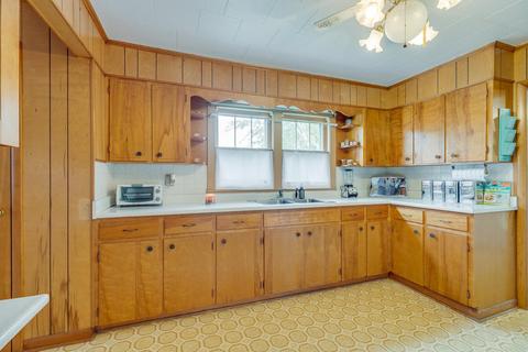 306 Smith Street Erwin Tn 37650, Erwin, TN 37650 photo 11