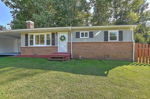 2005 Elmwood Street Johnson City Tn 37604, Johnson City, TN 37604 photo 2