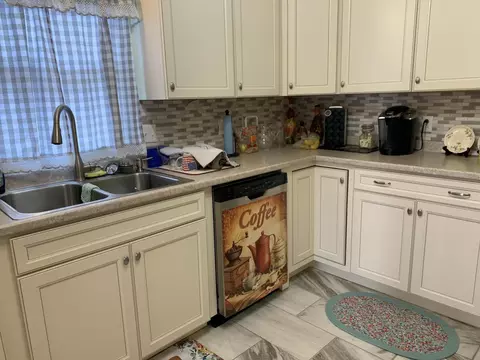 9 Oak Leaf Court Johnson City Tn 37601, Johnson City, TN 37601 photo 12