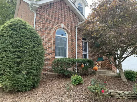 9 Oak Leaf Court Johnson City Tn 37601, Johnson City, TN 37601 photo 1