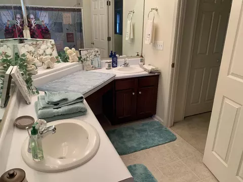9 Oak Leaf Court Johnson City Tn 37601, Johnson City, TN 37601 photo 31