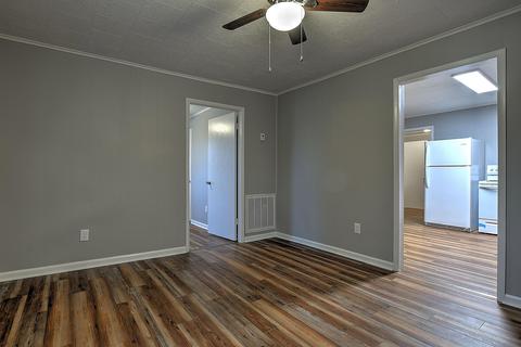 301 Pine Street Greeneville Tn 37745, Greeneville, TN 37745 photo 5