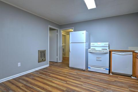 301 Pine Street Greeneville Tn 37745, Greeneville, TN 37745 photo 13
