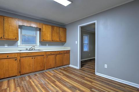301 Pine Street Greeneville Tn 37745, Greeneville, TN 37745 photo 17