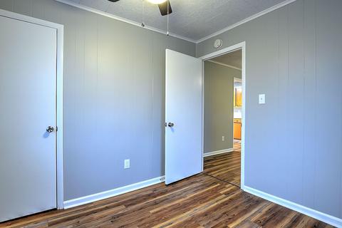 301 Pine Street Greeneville Tn 37745, Greeneville, TN 37745 photo 9