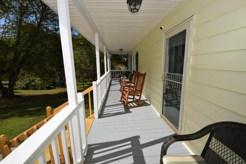 143 Maple Tree Lane Watauga Tn 37694, Watauga, TN 37694 photo 2