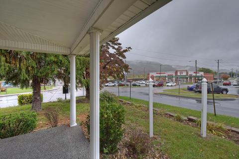 206 2nd Street Street Erwin Tn 37650, Erwin, TN 37650 photo 43