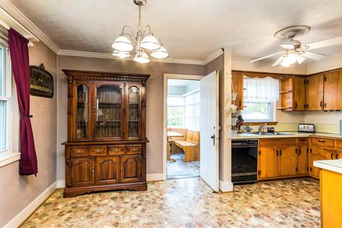 1015 7th Street Erwin Tn 37650, Erwin, TN 37650 photo 6