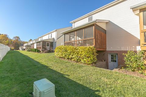 247 Iris Lane Bristol Va 24201, Bristol, VA 24201 photo 2