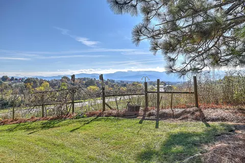 151 White Road Greeneville Tn 37745, Greeneville, TN 37745 photo 6