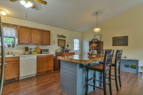 215 Springview Drive Johnson City Tn 37615, Johnson City, TN 37615 photo 5