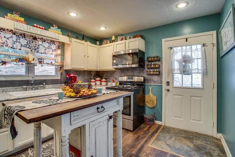735 Grove Avenue Erwin Tn 37650, Erwin, TN 37650 photo 17