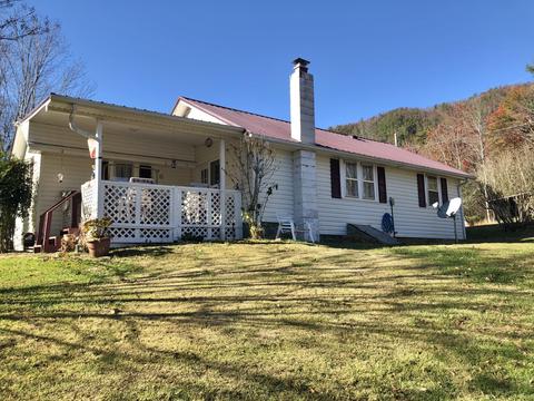155 Stout Hollow Road Hampton Tn 37658, Hampton, TN 37658 photo 1