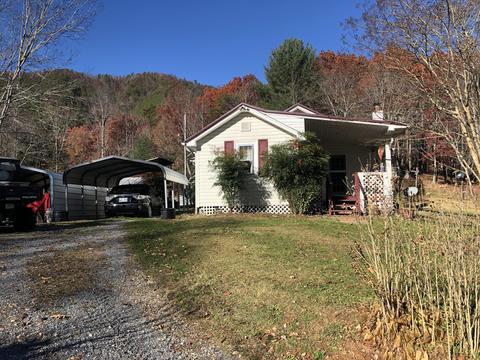 155 Stout Hollow Road Hampton Tn 37658, Hampton, TN 37658 photo 3