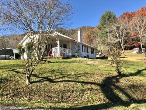 155 Stout Hollow Road Hampton Tn 37658, Hampton, TN 37658 photo 16