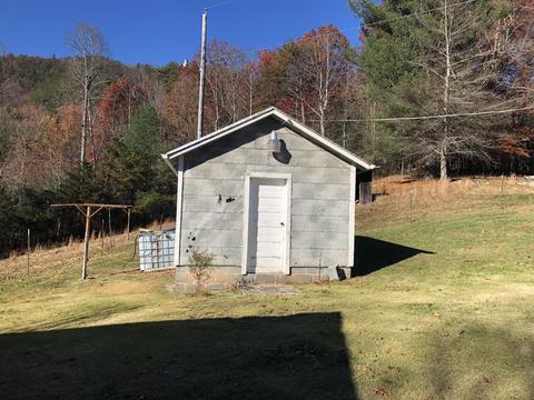 155 Stout Hollow Road Hampton Tn 37658, Hampton, TN 37658 photo 6