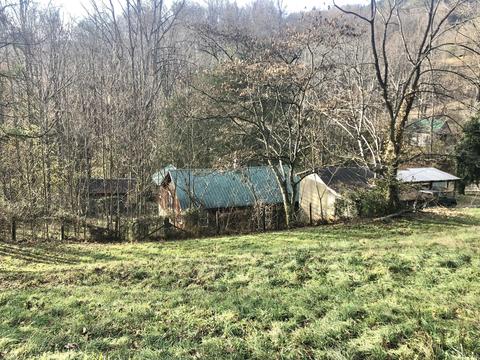 150 Stout Hollow Road Hampton Tn 37658, Hampton, TN 37658 photo 18