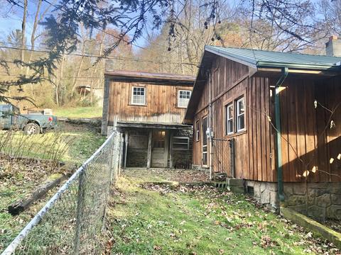 150 Stout Hollow Road Hampton Tn 37658, Hampton, TN 37658 photo 2