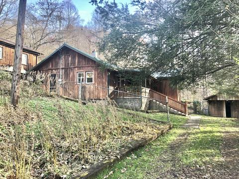 150 Stout Hollow Road Hampton Tn 37658, Hampton, TN 37658 photo 6