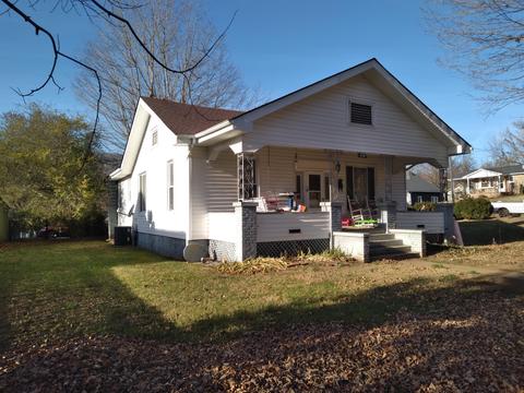239 N Willow Ave, Erwin, TN 37650 photo 1