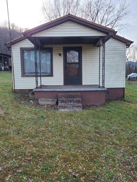 213 Luttrell St, Erwin, TN 37650 photo 1
