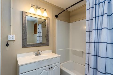 144 Parker Street Erwin Tn 37650, Erwin, TN 37650 photo 14