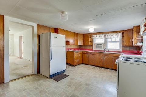 204 Smith Street Erwin Tn 37650, Erwin, TN 37650 photo 9