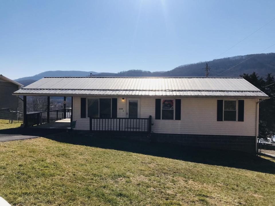 2500 W Kentucky Ave, Big Stone Gap, VA 24219 25 Photos MLS 9933928