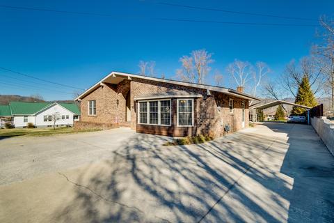 216 Harris Street Erwin Tn 37650, Erwin, TN 37650 photo 2