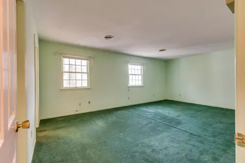 198 Cedar Point Road Johnson City Tn 37601, Johnson City, TN 37601 photo 31