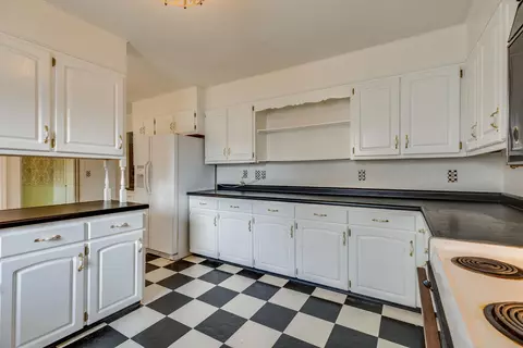 198 Cedar Point Road Johnson City Tn 37601, Johnson City, TN 37601 photo 18