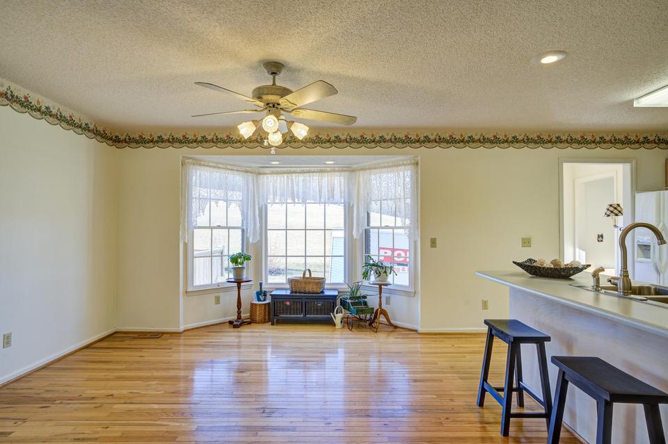  285 Old Baxter Road Fall Branch Tn 37656, Fall Branch, TN 37656 photo 12