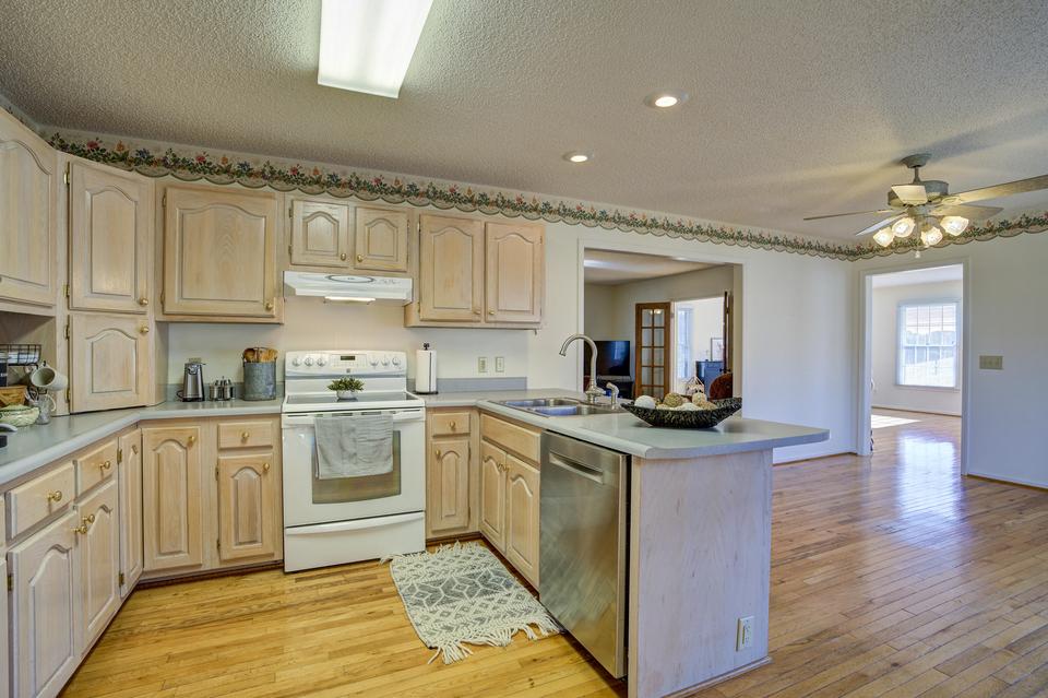  285 Old Baxter Road Fall Branch Tn 37656, Fall Branch, TN 37656 photo 11