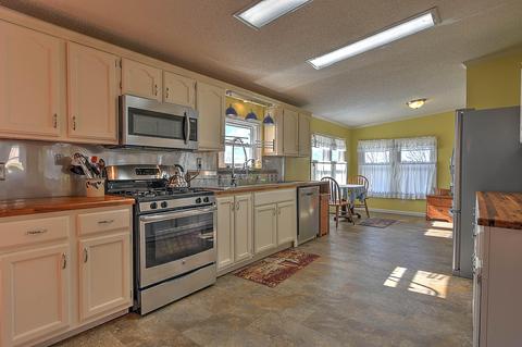 633 Oakland Road Limestone Tn 37681, Limestone, TN 37681 photo 11