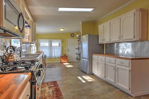 633 Oakland Road Limestone Tn 37681, Limestone, TN 37681 photo 9