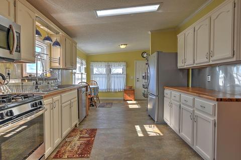 633 Oakland Road Limestone Tn 37681, Limestone, TN 37681 photo 10