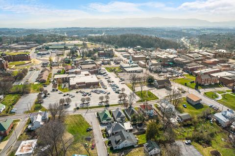201 Hall Street Greeneville Tn 37745, Greeneville, TN 37745 photo 4