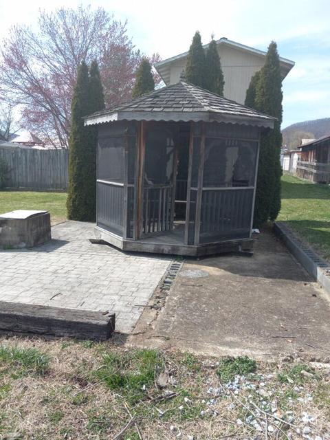 105 Deadrick Street Erwin Tn 37650, Erwin, TN 37650 photo 5