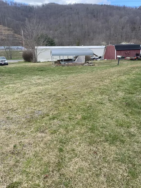 140 Little Lane Erwin Tn 37650, Erwin, TN 37650 photo 5