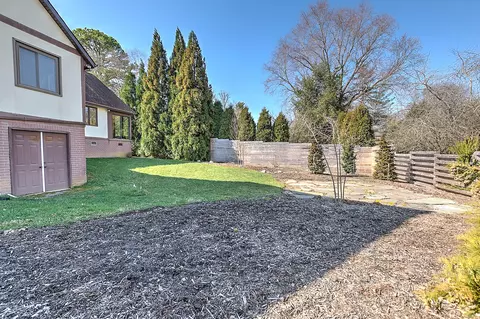 307 Ivanhoe Drive Johnson City Tn 37601, Johnson City, TN 37601 photo 11