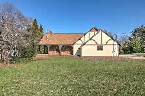 307 Ivanhoe Drive Johnson City Tn 37601, Johnson City, TN 37601 photo 1