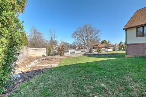 307 Ivanhoe Drive Johnson City Tn 37601, Johnson City, TN 37601 photo 7