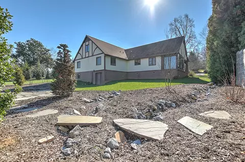 307 Ivanhoe Drive Johnson City Tn 37601, Johnson City, TN 37601 photo 9