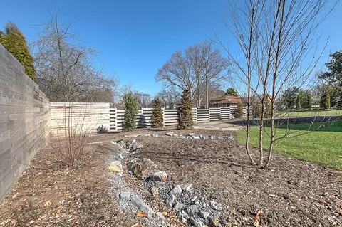 307 Ivanhoe Drive Johnson City Tn 37601, Johnson City, TN 37601 photo 8