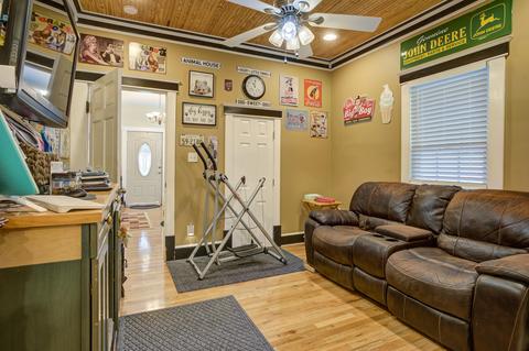 220 1st Street Erwin Tn 37650, Erwin, TN 37650 photo 11