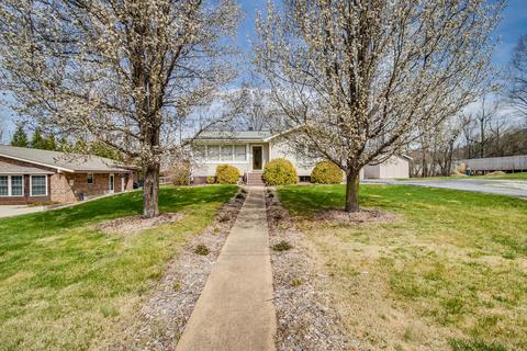 220 Harris Street Erwin Tn 37650, Erwin, TN 37650 photo 2
