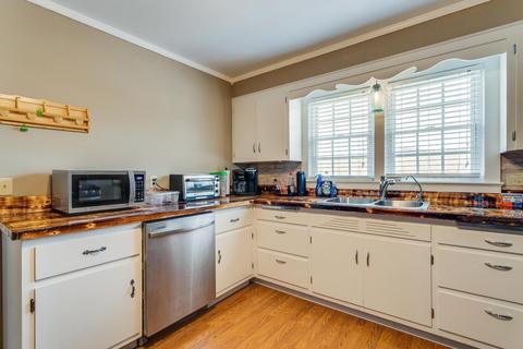 220 Harris Street Erwin Tn 37650, Erwin, TN 37650 photo 14